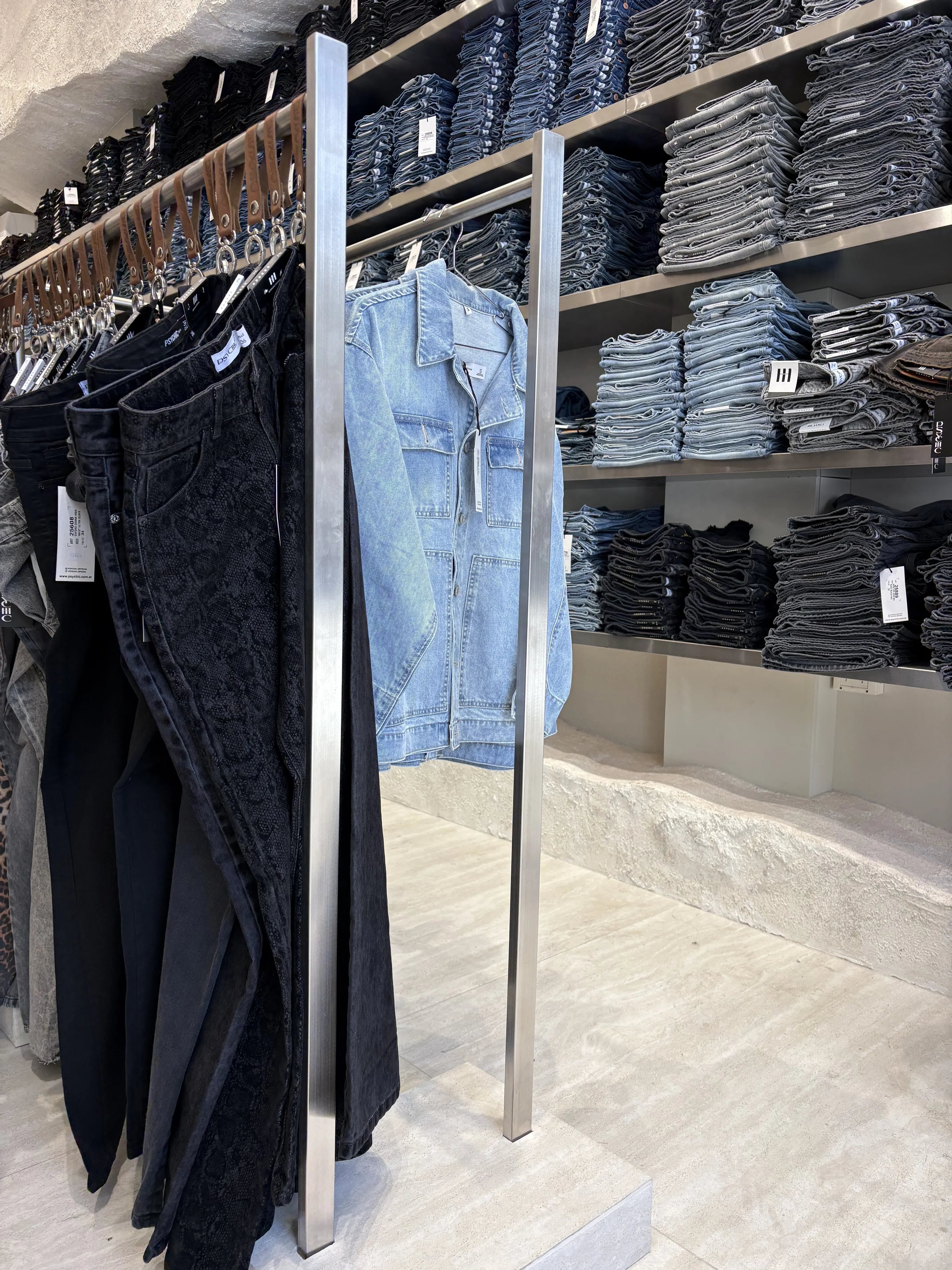 perchero denim 1