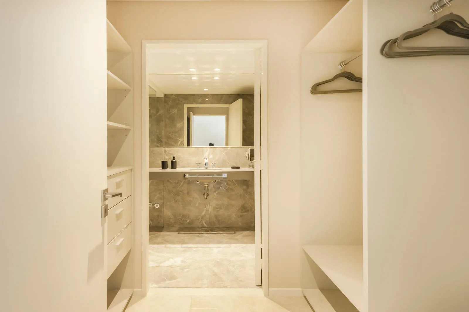 vestidor